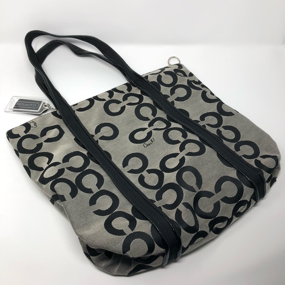 [Coach] Signature Black Logo Zipper Tote Bag - Picture 3 of 12